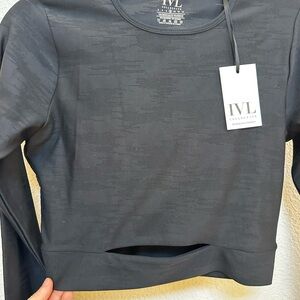 IVL crop Pilates top 8 NWT